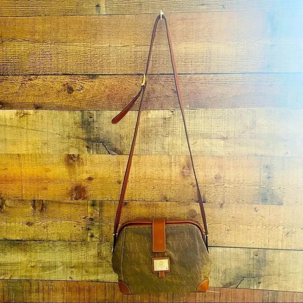 Flavi Vismano Vintage Italian Leather Crossbody